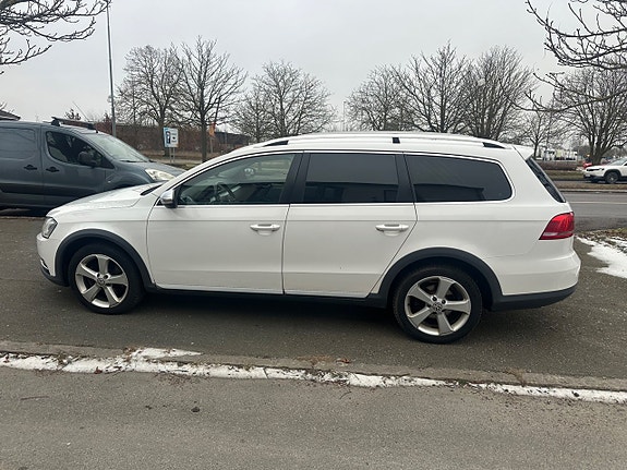 Volkswagen Passat Alltrack 5 of 5