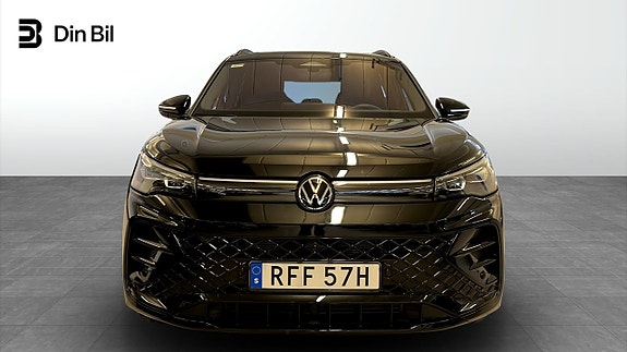 Volkswagen Tiguan 4 of 5