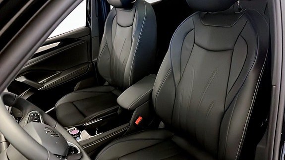 Volkswagen Tiguan 8 of 14