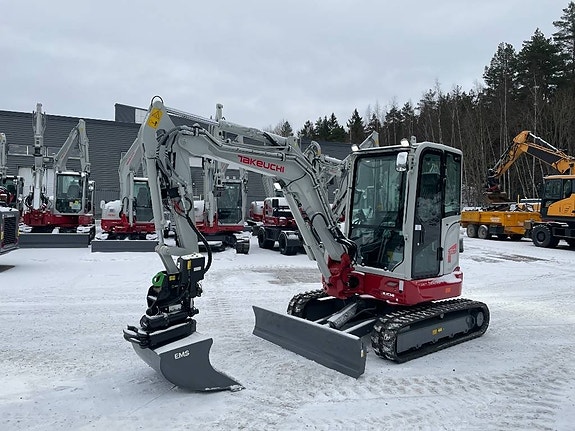 Takeuchi TB 335 R