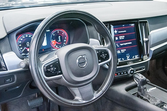 Volvo S90 9 of 25