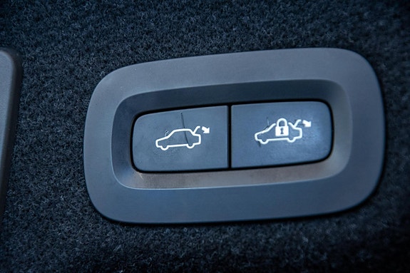 Volvo S90 24 of 25