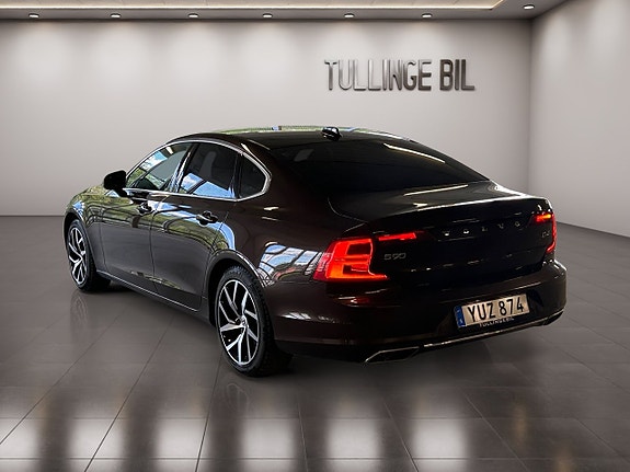 Volvo S90 3 of 5