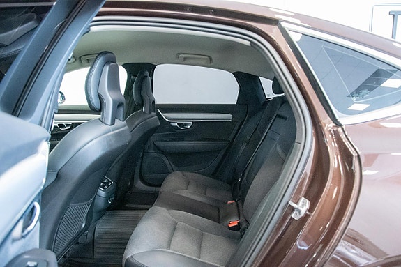 Volvo S90 12 of 25