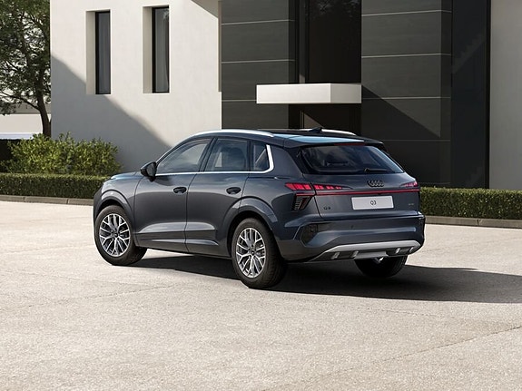 Audi Q3 5 of 9