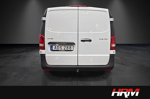 Mercedes-Benz Vito 109 4 of 5