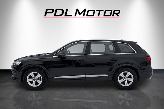 Audi Q7 3 of 5