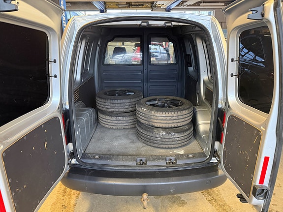 Volkswagen Caddy 9 of 11