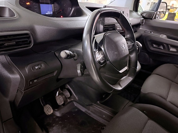 Peugeot Partner 12 of 19
