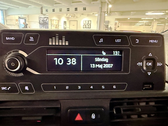 Peugeot Partner 14 of 19