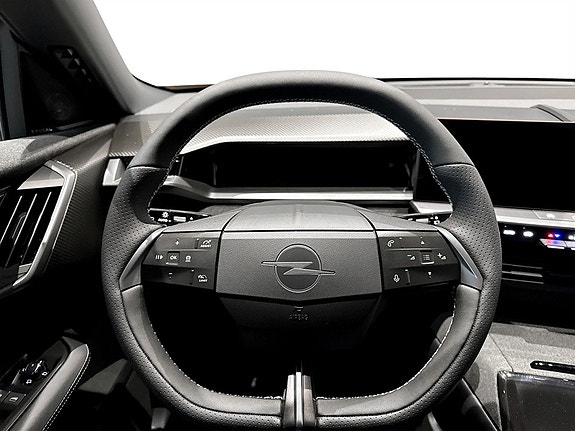 Opel Grandland 12 of 14