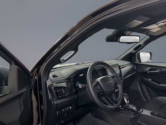 Isuzu D-max 4 of 13