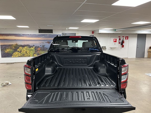 Isuzu D-max 6 of 13