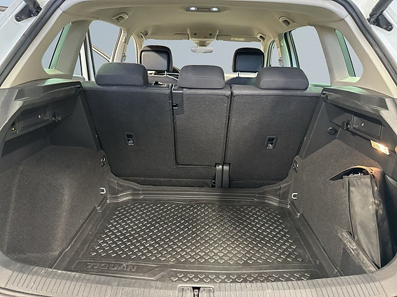 Volkswagen Tiguan 12 of 20