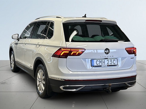 Volkswagen Tiguan 5 of 5