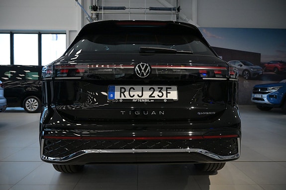 Volkswagen Tiguan 9 of 29