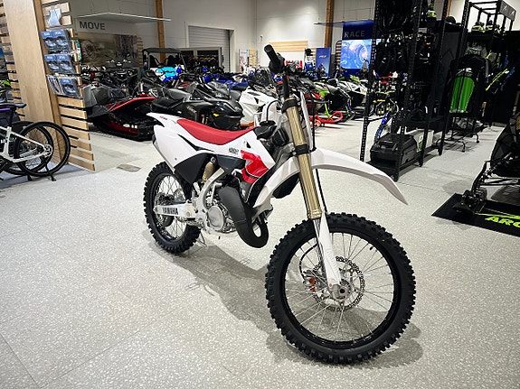 Yamaha YZ125 70th Anniversary Edition 2 of 3
