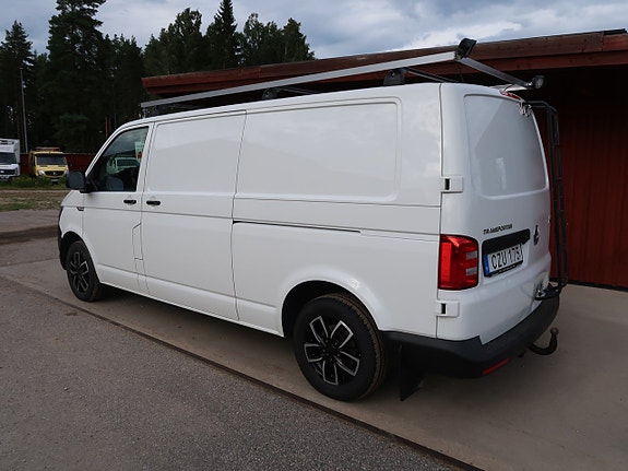 Volkswagen Transporter 6 of 14