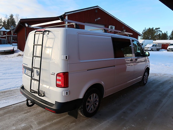 Volkswagen Transporter 4 of 5