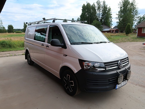 Volkswagen Transporter 3 of 14