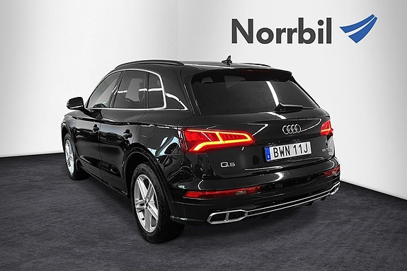 Audi Q5 4 of 20