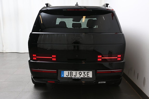 Hyundai Santa Fe 11 of 30