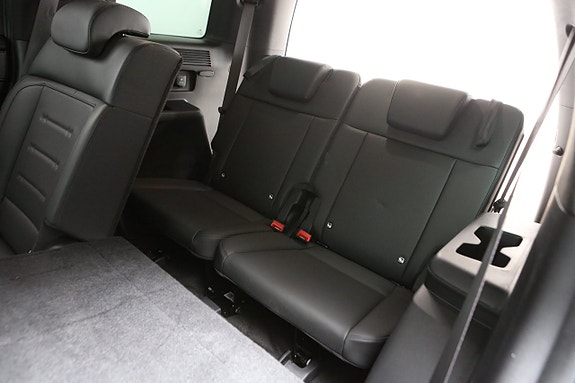 Hyundai Santa Fe 18 of 30