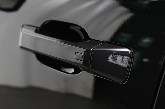 Hyundai Santa Fe 12 of 30