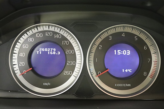 Volvo V70 12 of 12