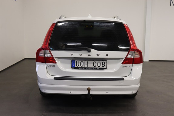 Volvo V70 4 of 12