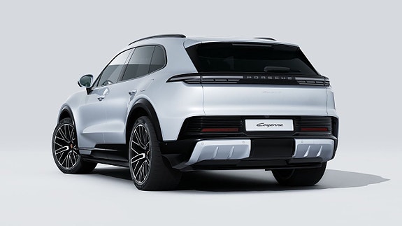 Porsche Cayenne 3 of 5