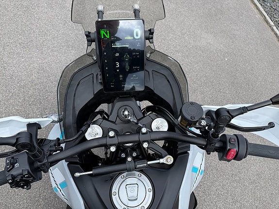 CFMOTO 1000 MT-X Nyinkommen! - Köp Online 10 of 17