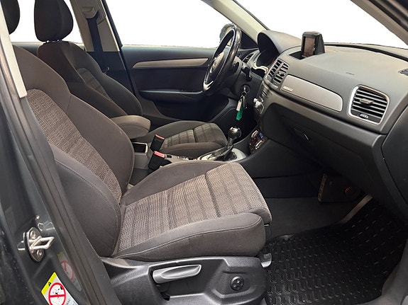 Audi Q3 14 of 16
