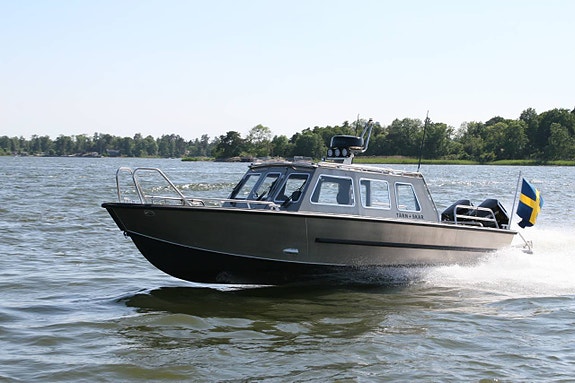 Tärnskär T32 2x Mercury V8 300hk Joystick