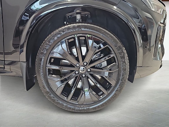 Volvo XC90 9 of 14