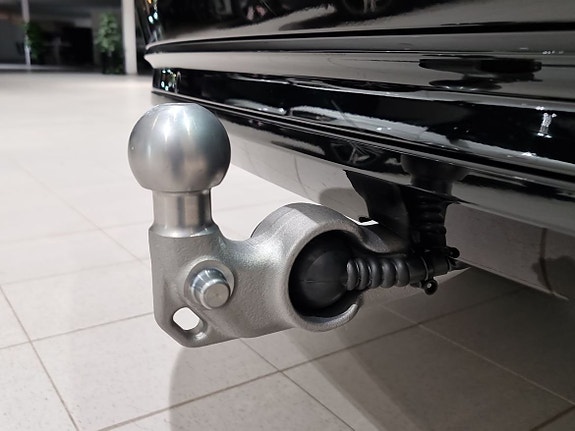Volvo XC90 15 of 17