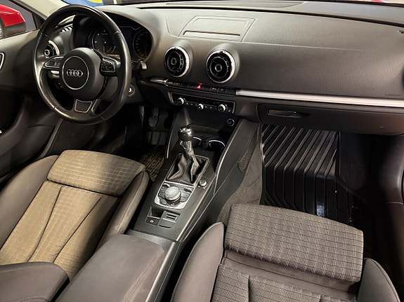 Audi A3 9 of 12