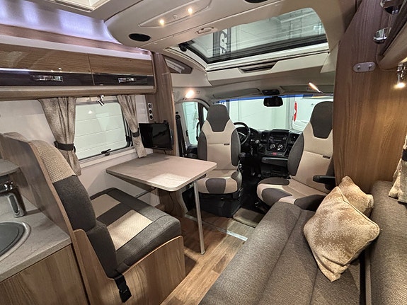 Swift Toscane 774 EB Långbädd /ACx2 /Solcell /150hk /välskött / Husbil 7 of 20