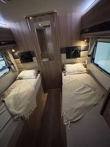 Swift Toscane 774 EB Långbädd /ACx2 /Solcell /150hk /välskött / Husbil 15 of 20