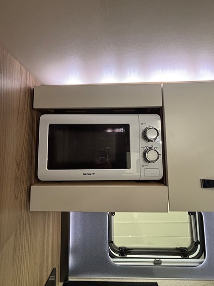 Swift Toscane 774 EB Långbädd /ACx2 /Solcell /150hk /välskött / Husbil 12 of 20