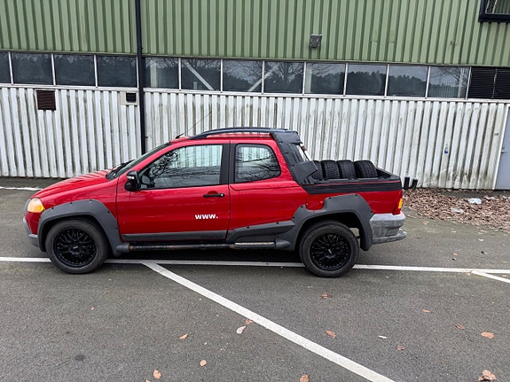 Fiat Strada 5 of 5