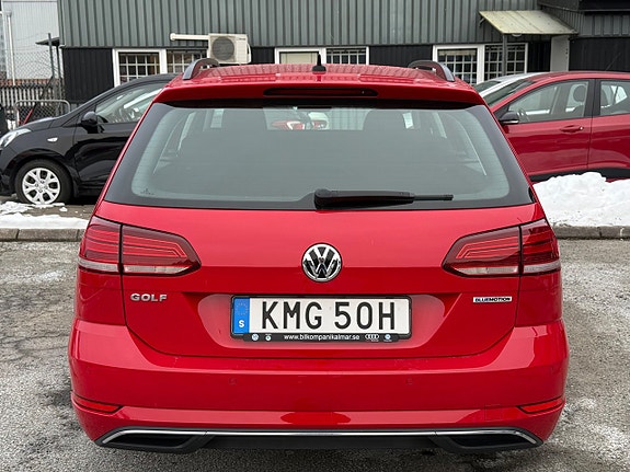 Volkswagen Golf VII 9 of 9