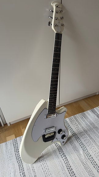 Product image 1 of 8