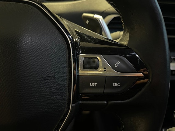 Peugeot 3008 10 of 16
