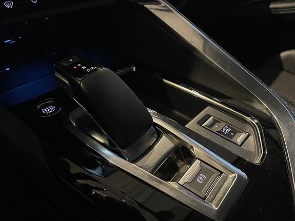 Peugeot 3008 15 of 16