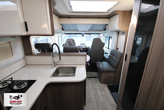 Kabe Imperial Travel Master I 790 LQB 11 of 19