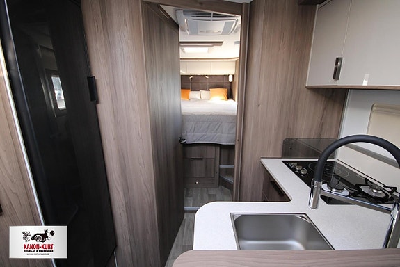 Kabe Imperial Travel Master I 790 LQB 9 of 19