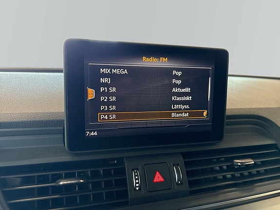 Audi Q5 11 of 19