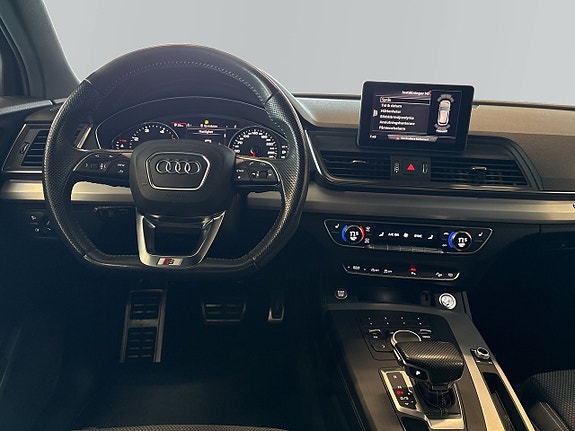 Audi Q5 8 of 19