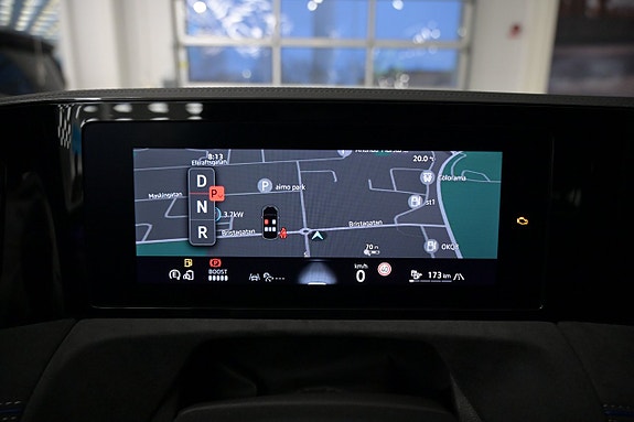 Volkswagen Tiguan 14 of 29